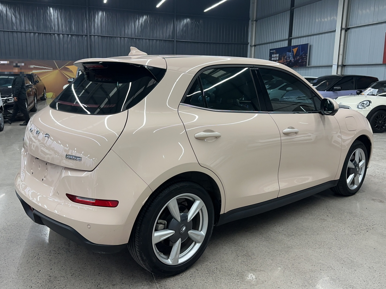 Good Cat 2023 401km Standard Range Premium NCM photo 4