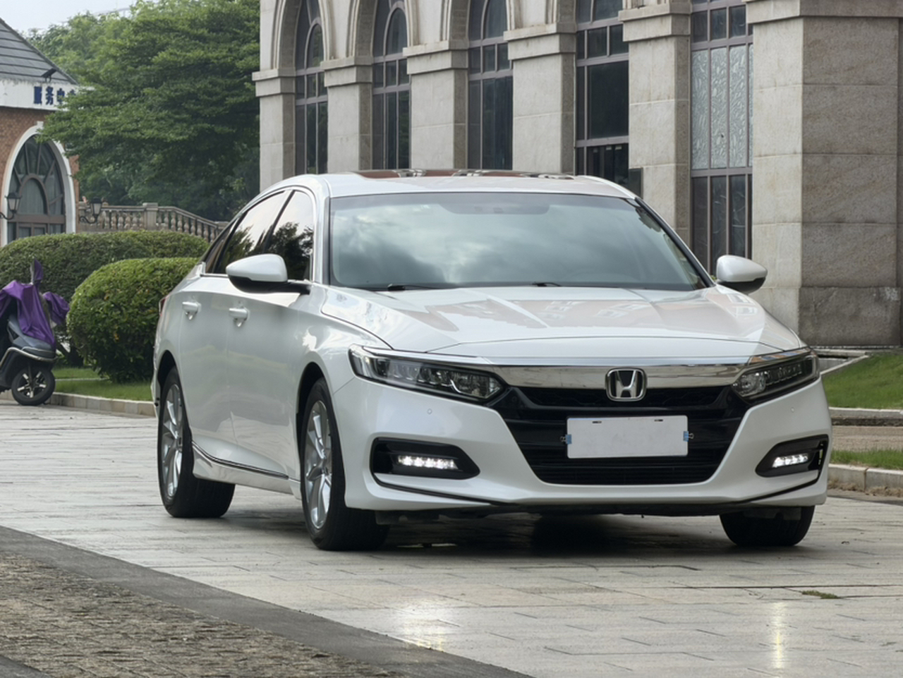 Accord 2018 260TURBO Elite China VI photo 2