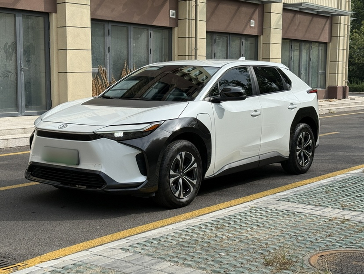 FAW Toyota bZ4X 2022 RWD Long Range JOY