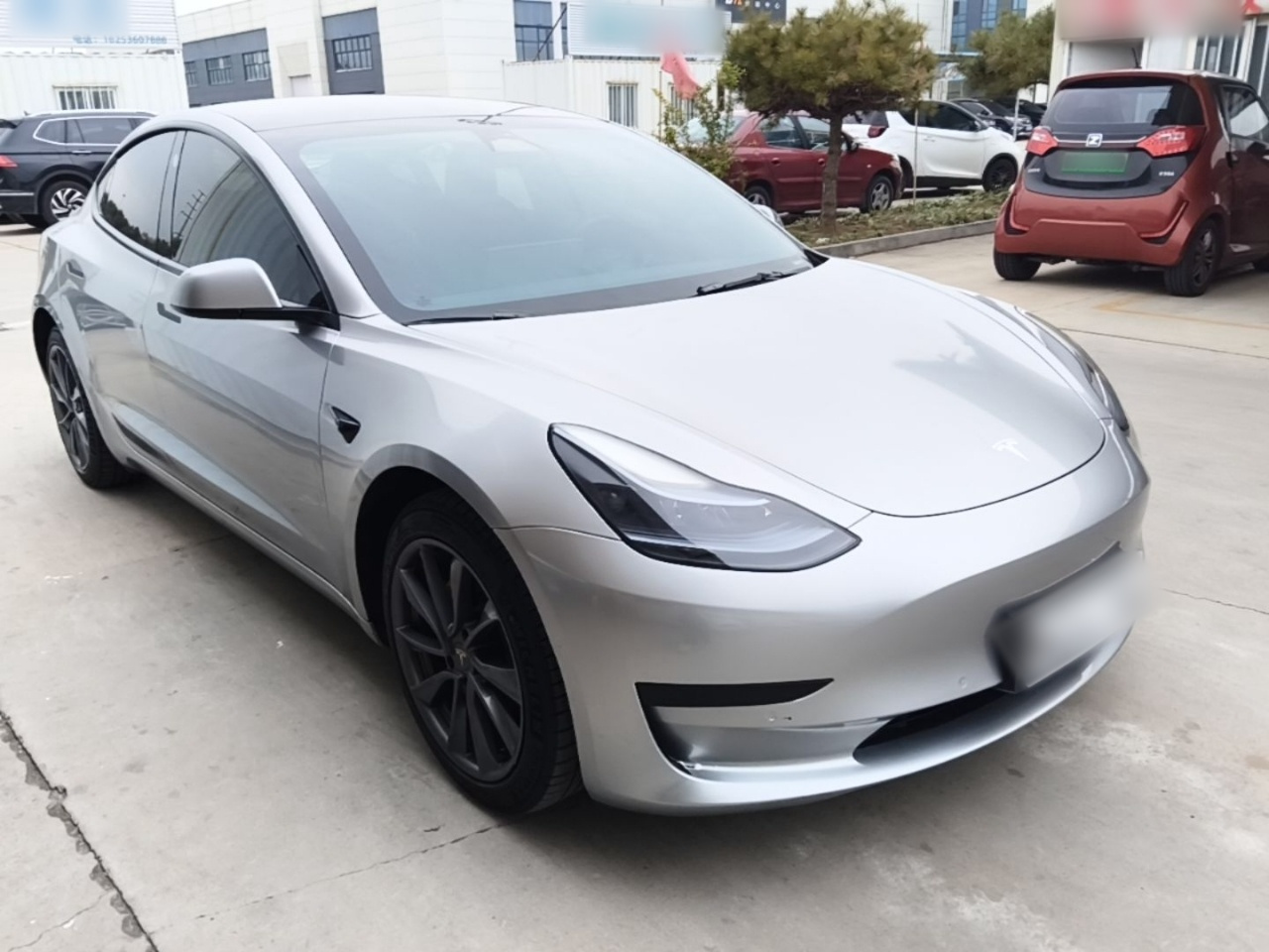Model 3 2023 RWD photo 3