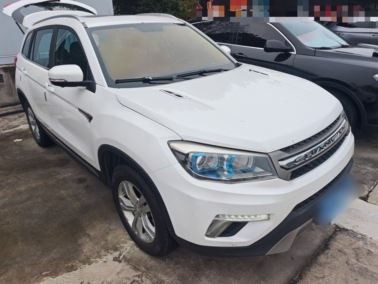 CS75 2017 1.5T AT photo 3