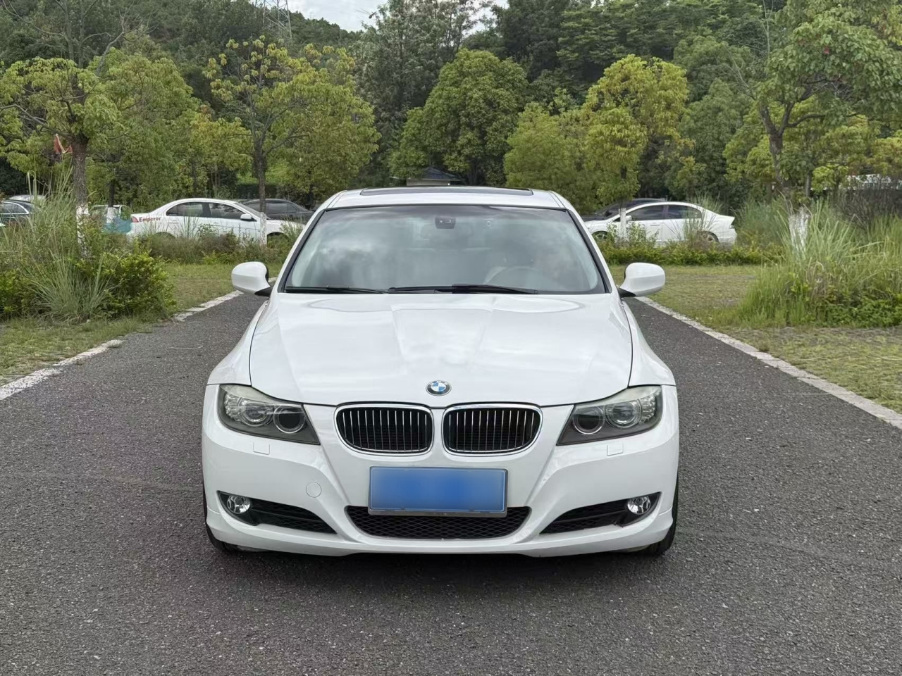 3 Series 2011 325i Fashion photo 2