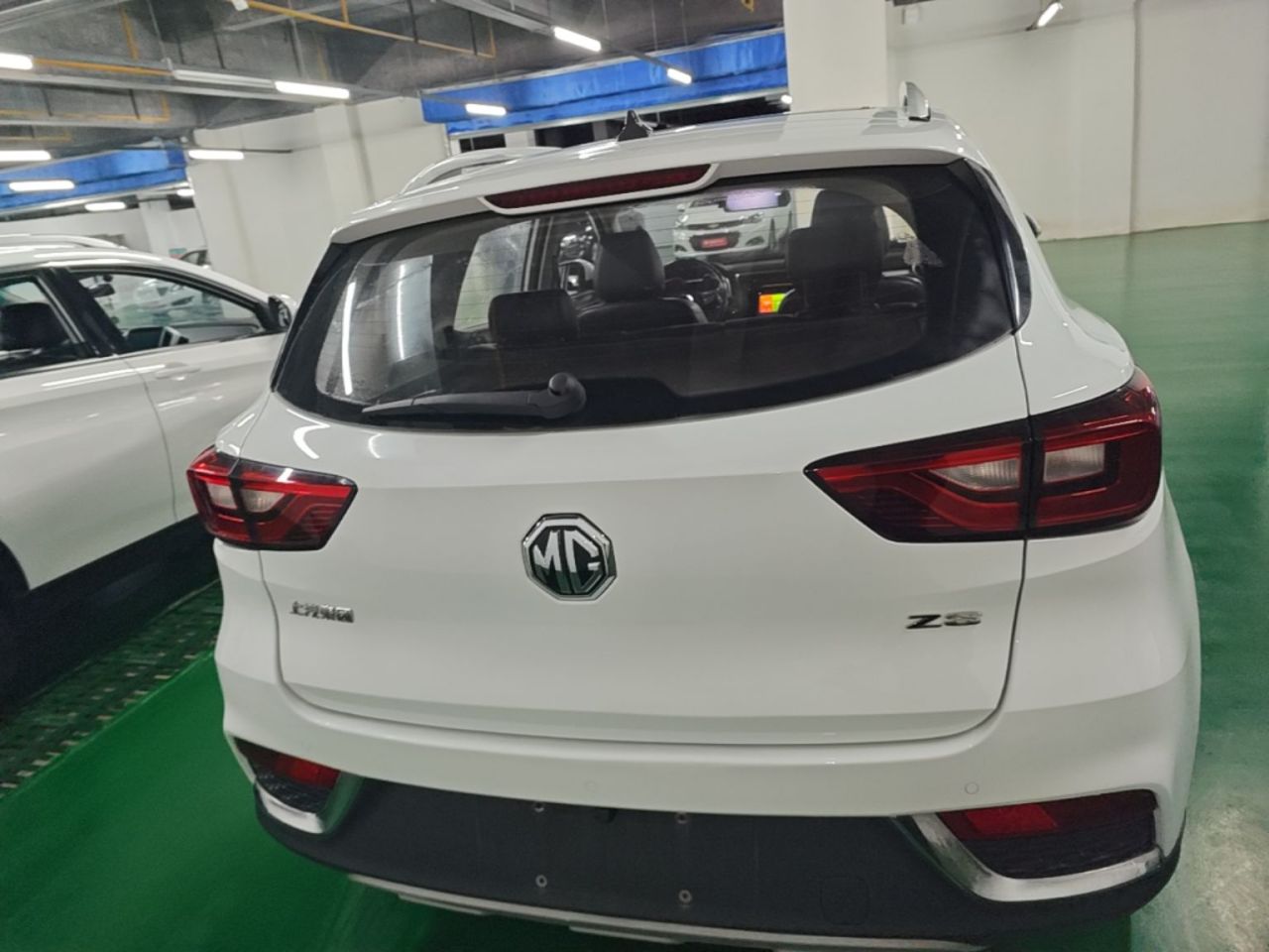 ZS 2017 1.5L AT Luxury photo 5