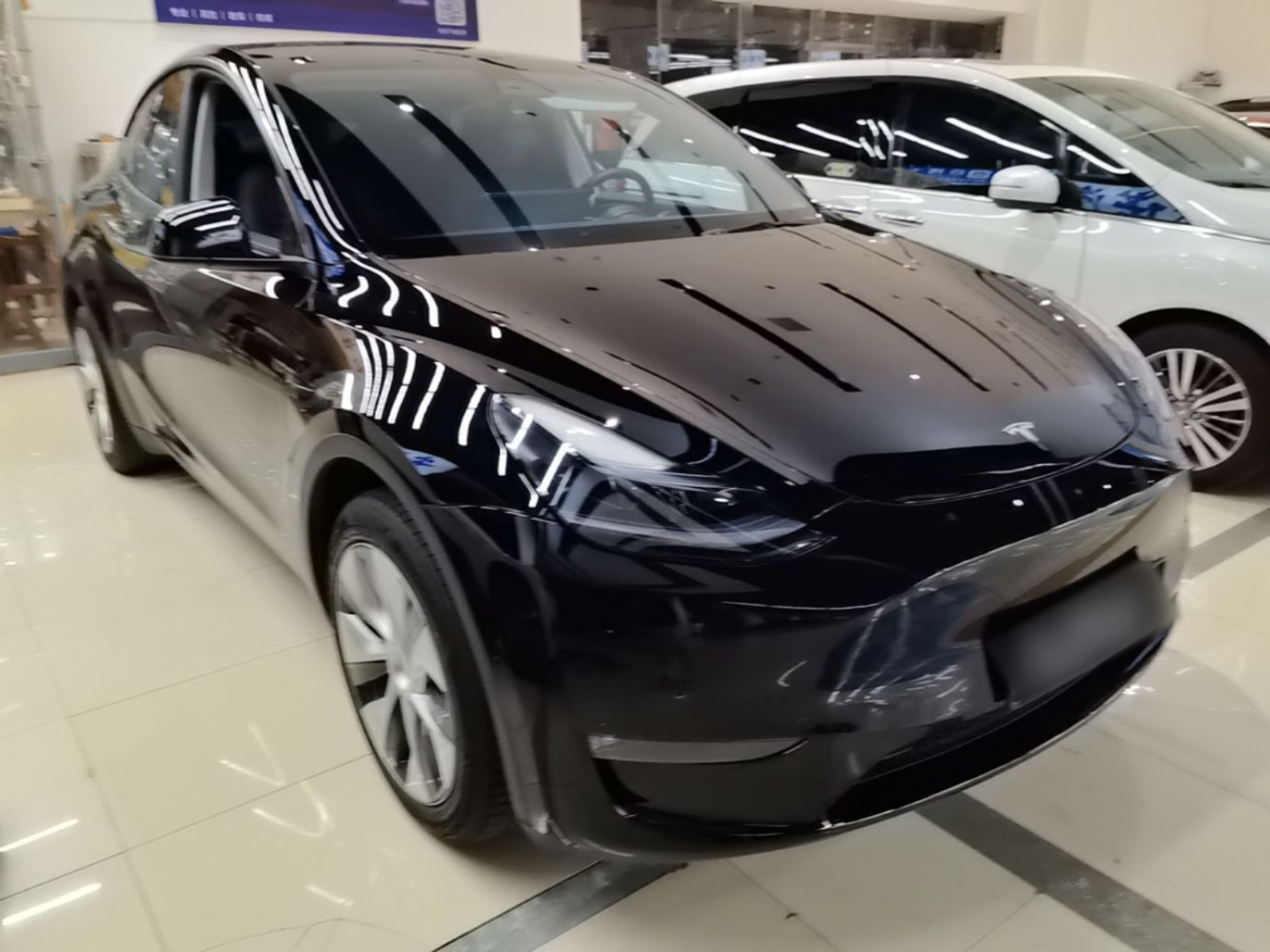Model Y 2023 Long Range AWD photo 3