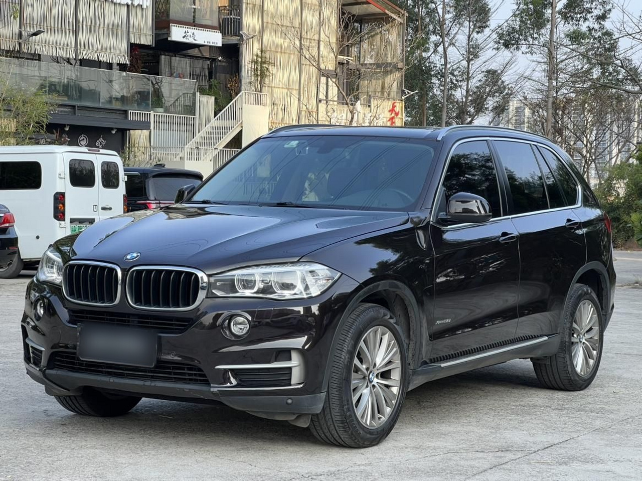 X5 Imported 2014 xDrive35i Leading