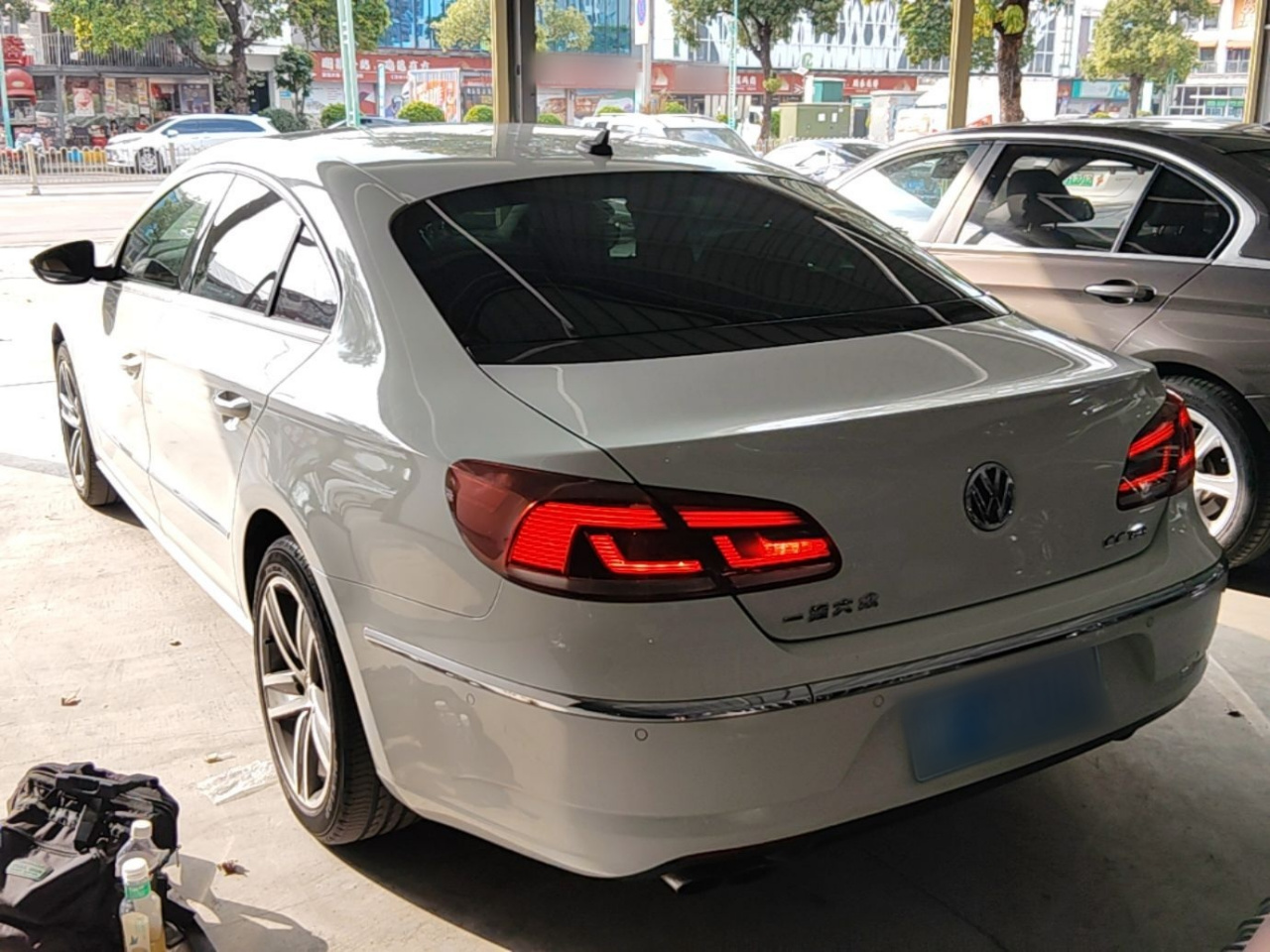 FAW-Volkswagen CC 2015 1.8TSI Luxury photo 4