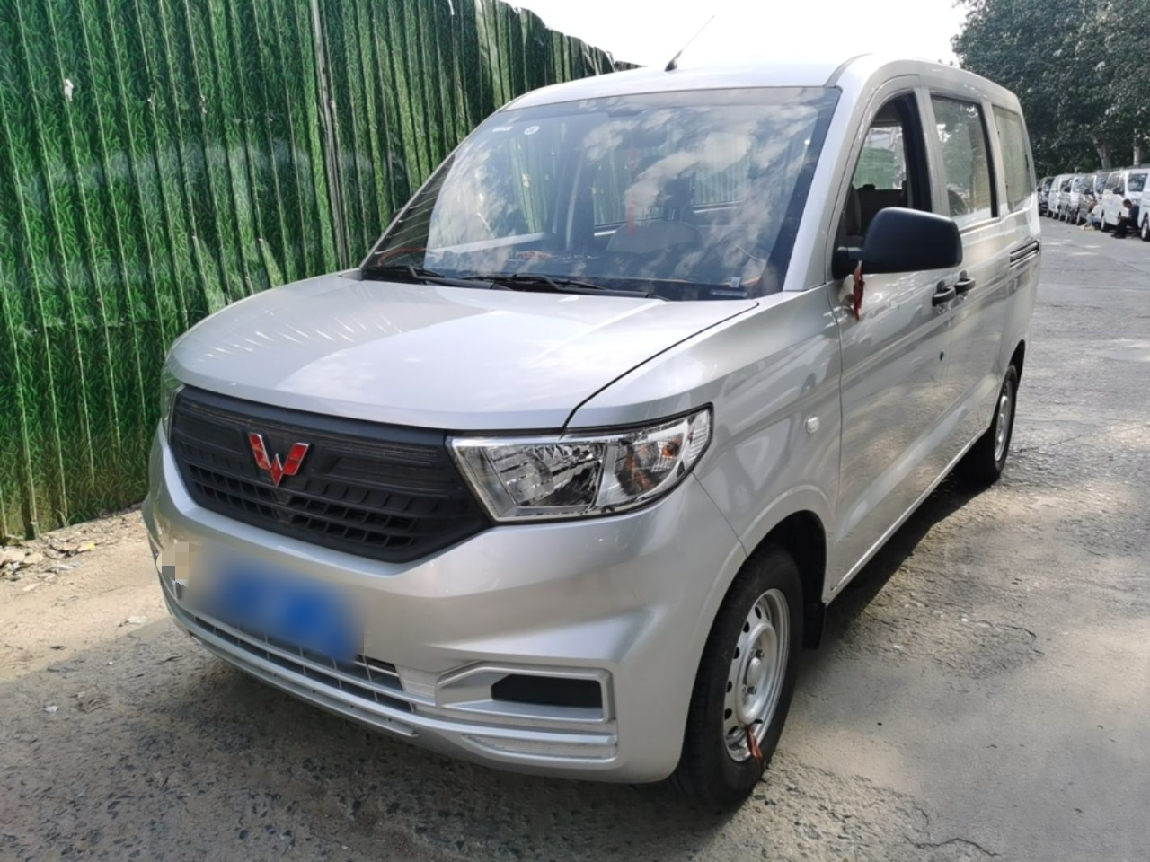 Wuling Hongguang V 2022 1.5L LAR
