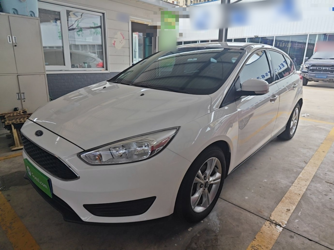 Focus 2018 Hatchback Classic 1.6L AT Comfort