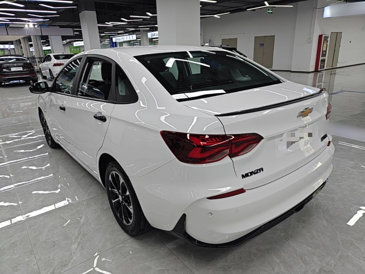 Cruze 2023 1.3T Mild Hybrid AT Exclusive photo 4