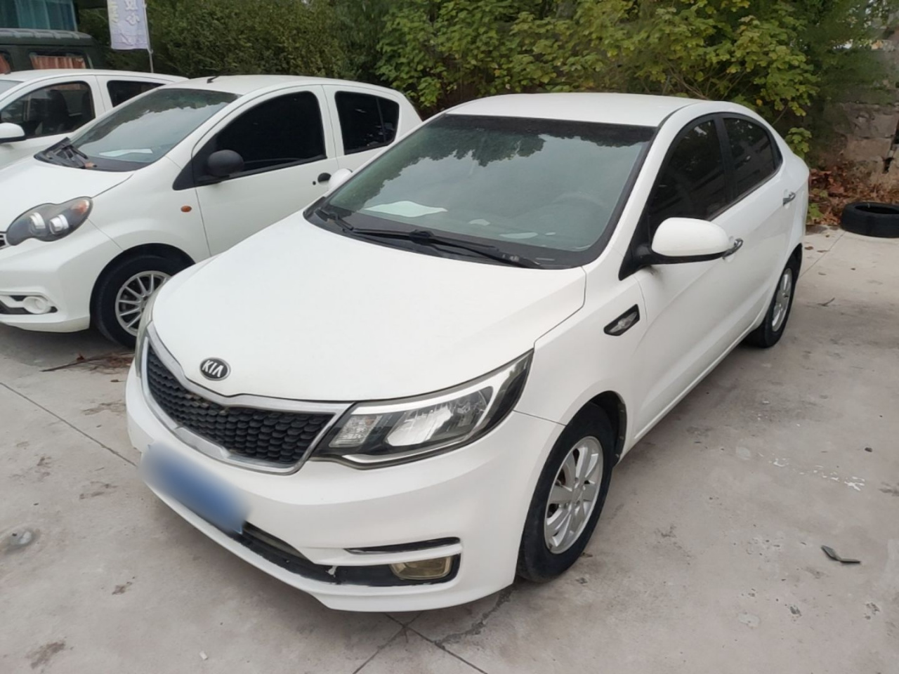K2 2015 Sedan 1.4L MT GLS