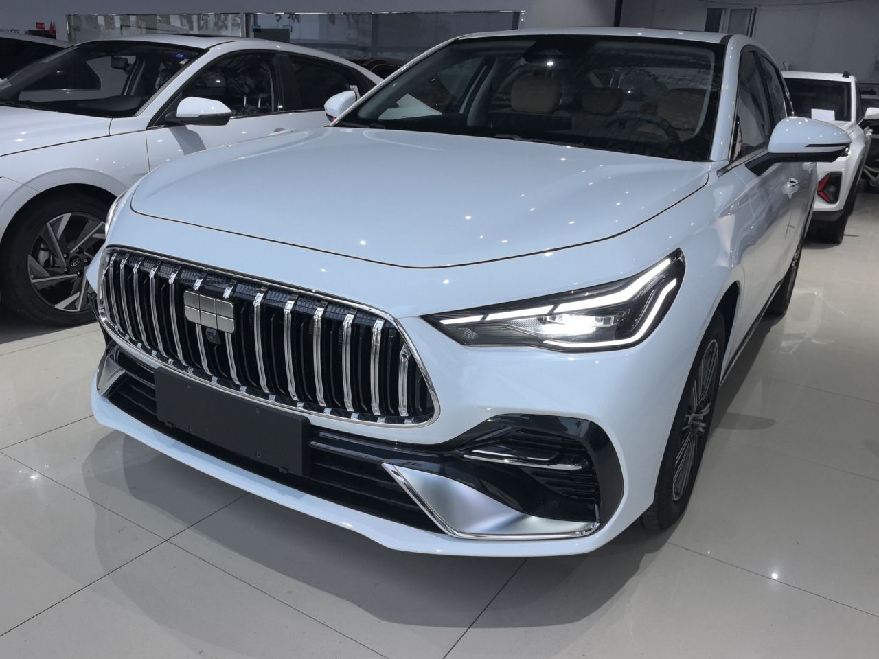 Galaxy Starlight 6 2026 125km Explorer +