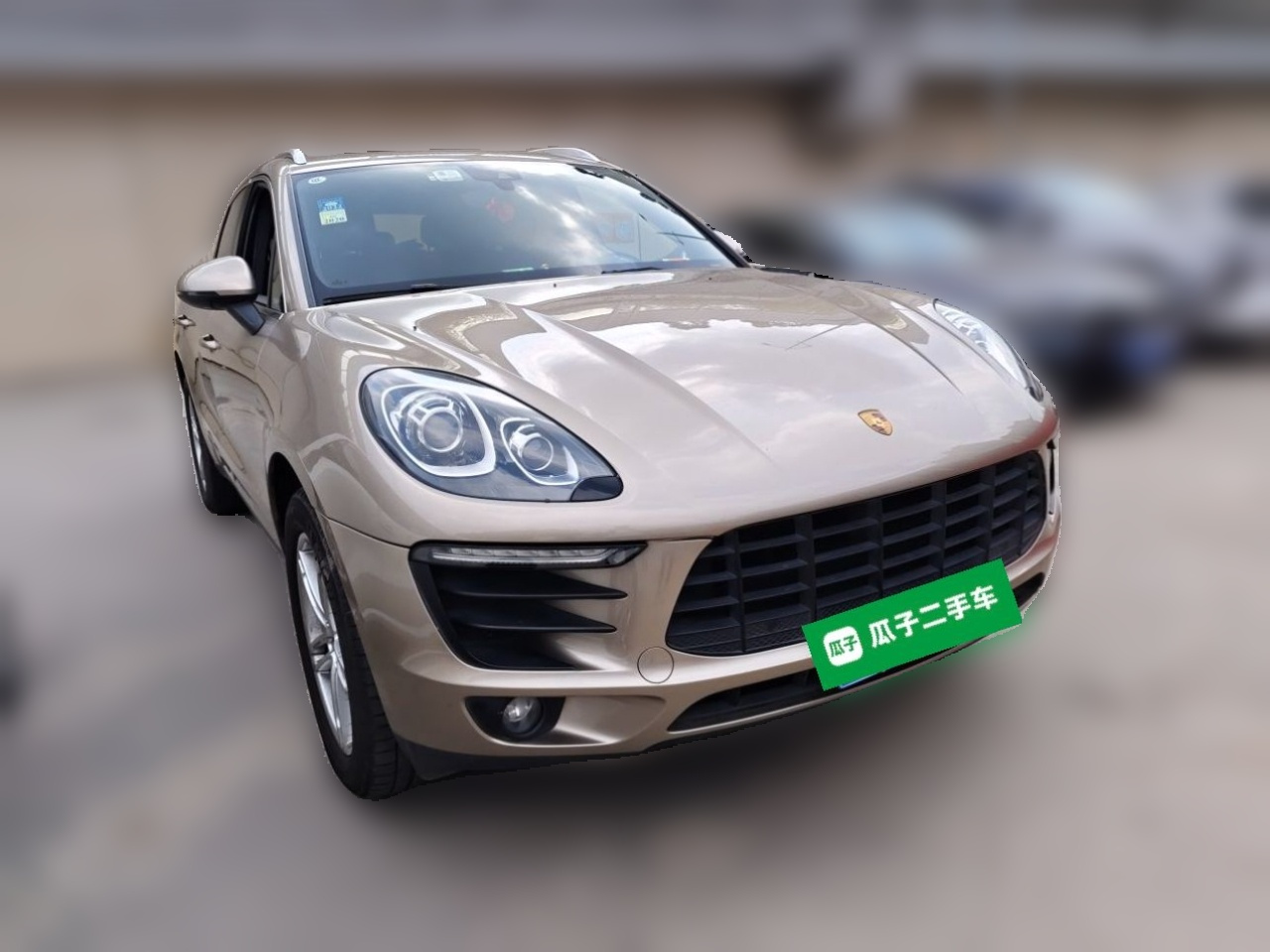 2017 Macan 2.0T photo 3