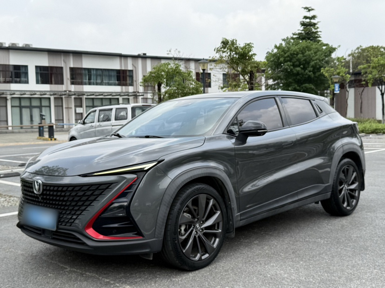 UNI-T 2020 1.5T Premium