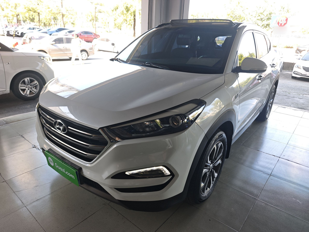 Tucson 2015 1.6T DCT AWD Premium