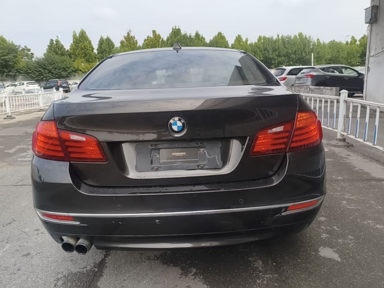 5 Series 2014 525Li Luxury Design Package photo 3