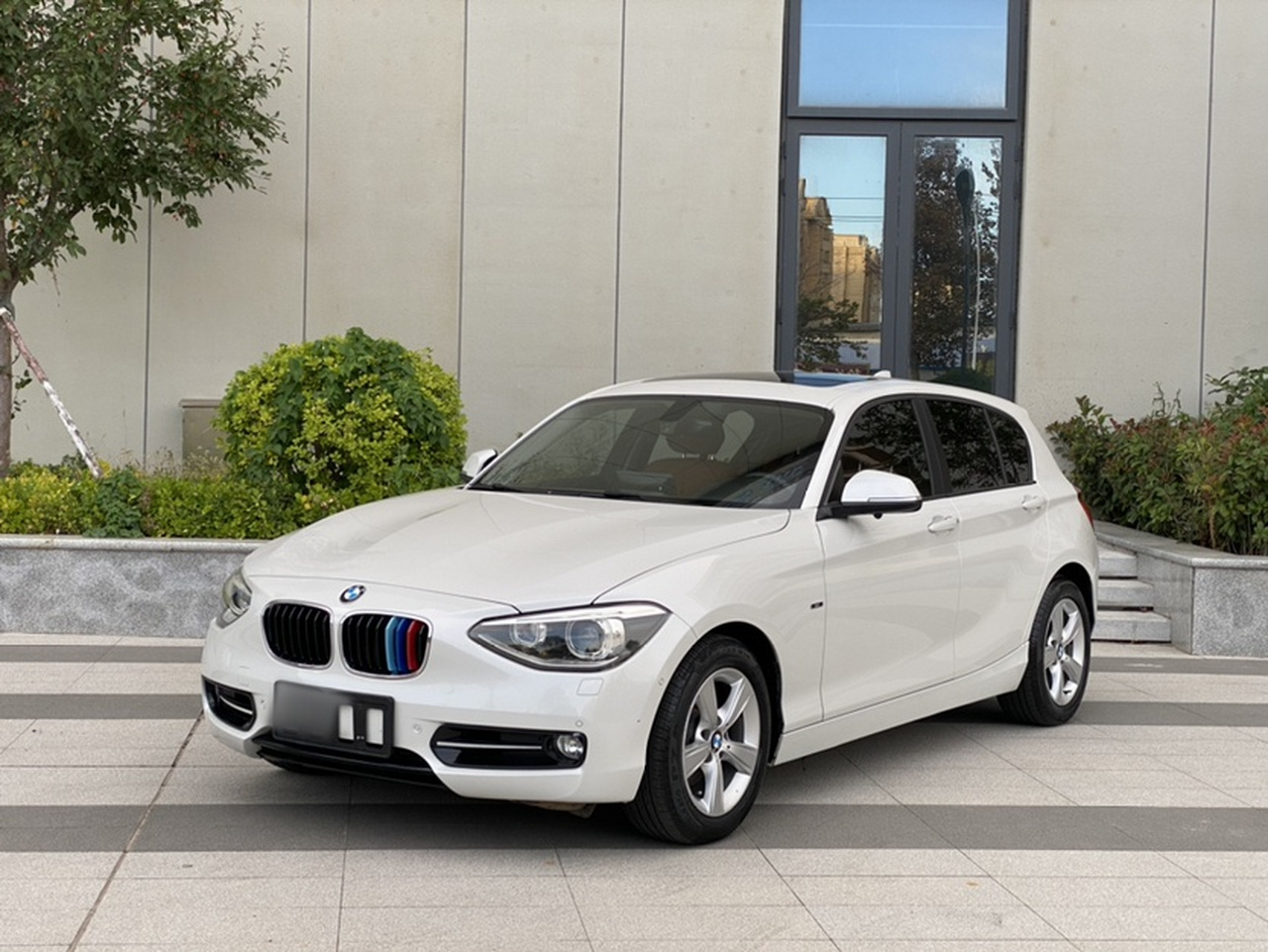 1 Series Imported 2013 Facelift 118i Sport