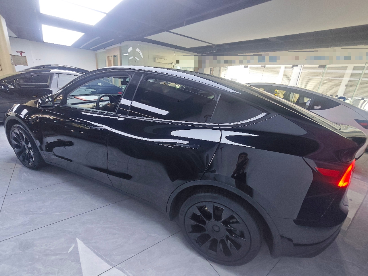Model Y 2022 RWD photo 4