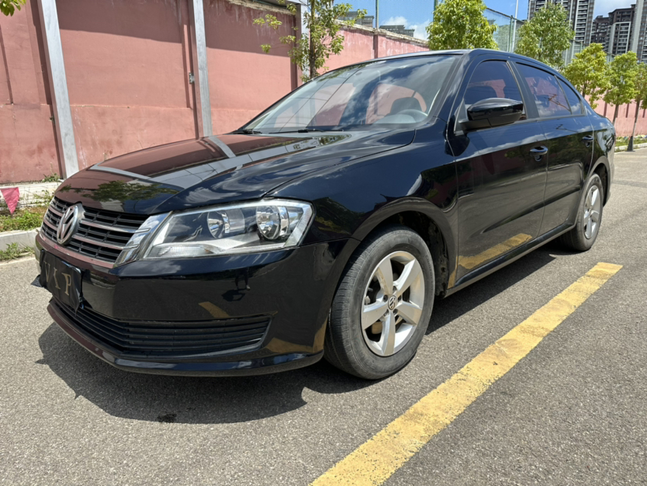 Lavida 2013 Facelift Classic 1.6L AT photo 4