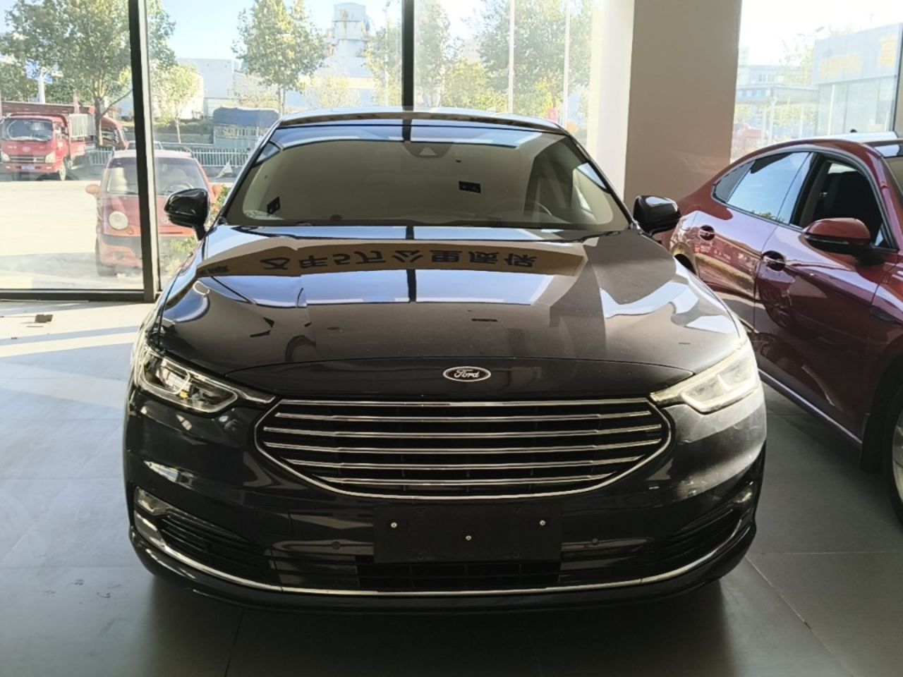 Taurus 2019 EcoBoost 245 Exclusive photo 2