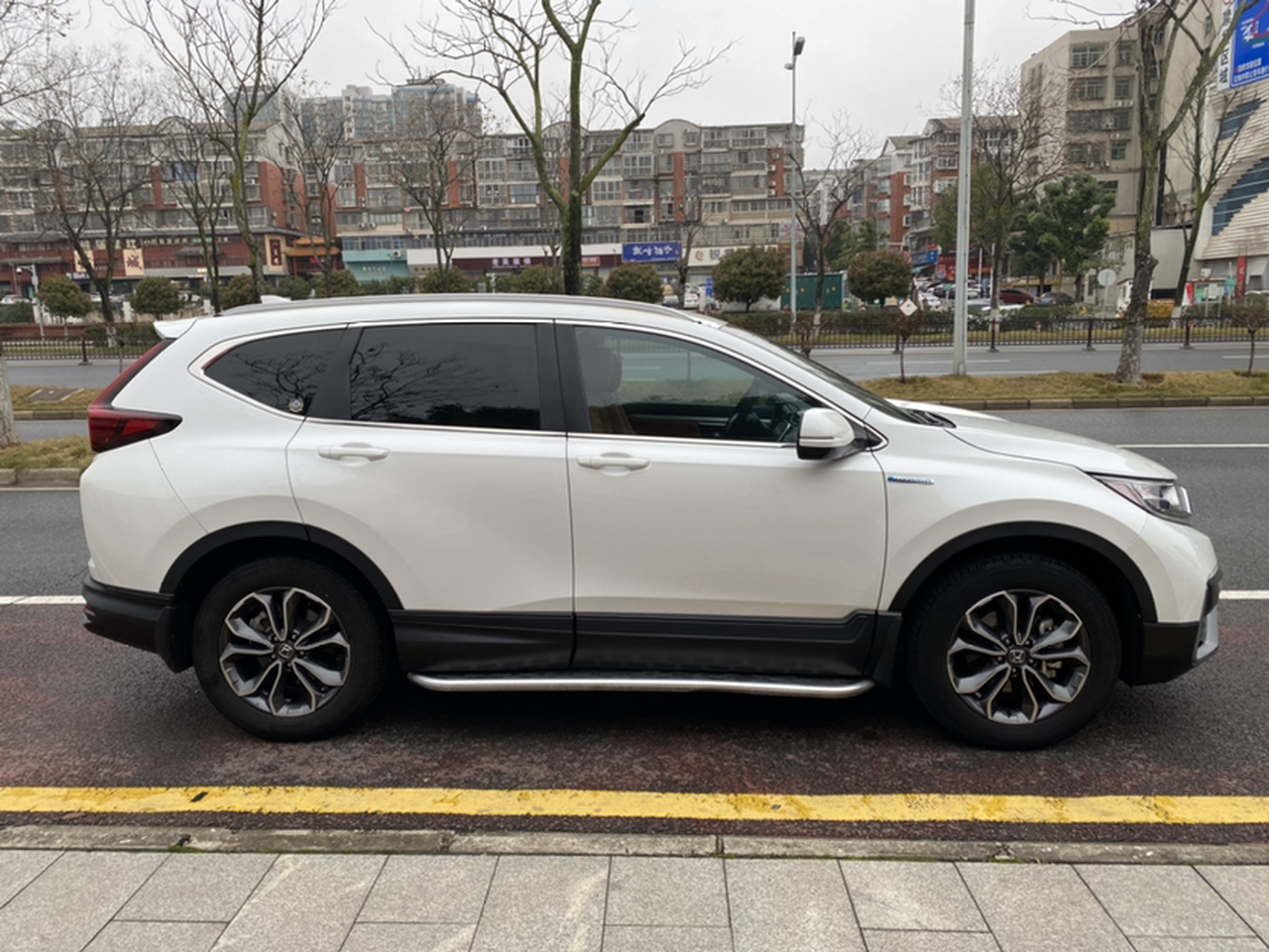 CR-V 2021 Hybrid 2.0L RWD photo 4