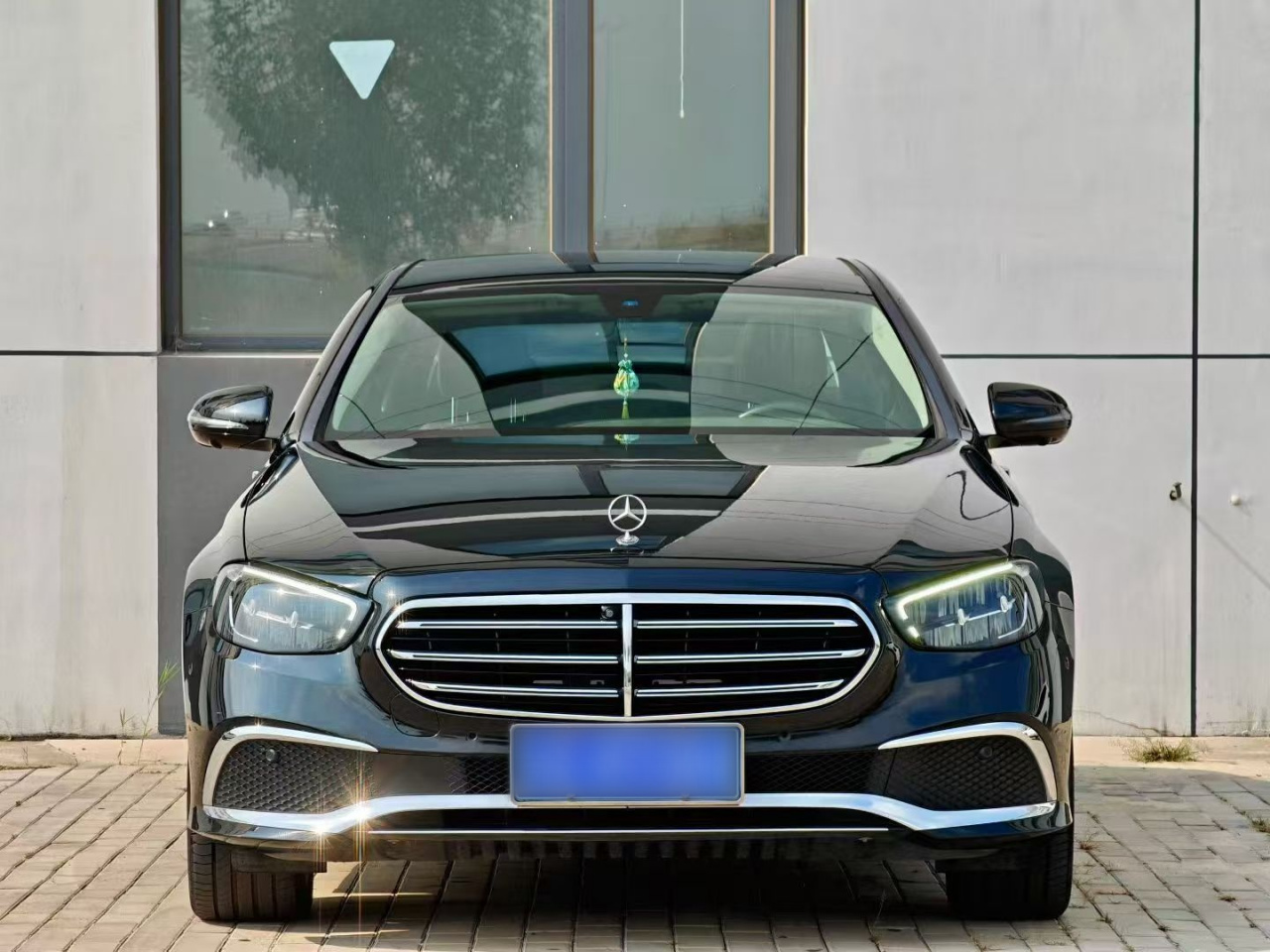 E-Class 2023 Facelift E 300 L Luxury photo 4
