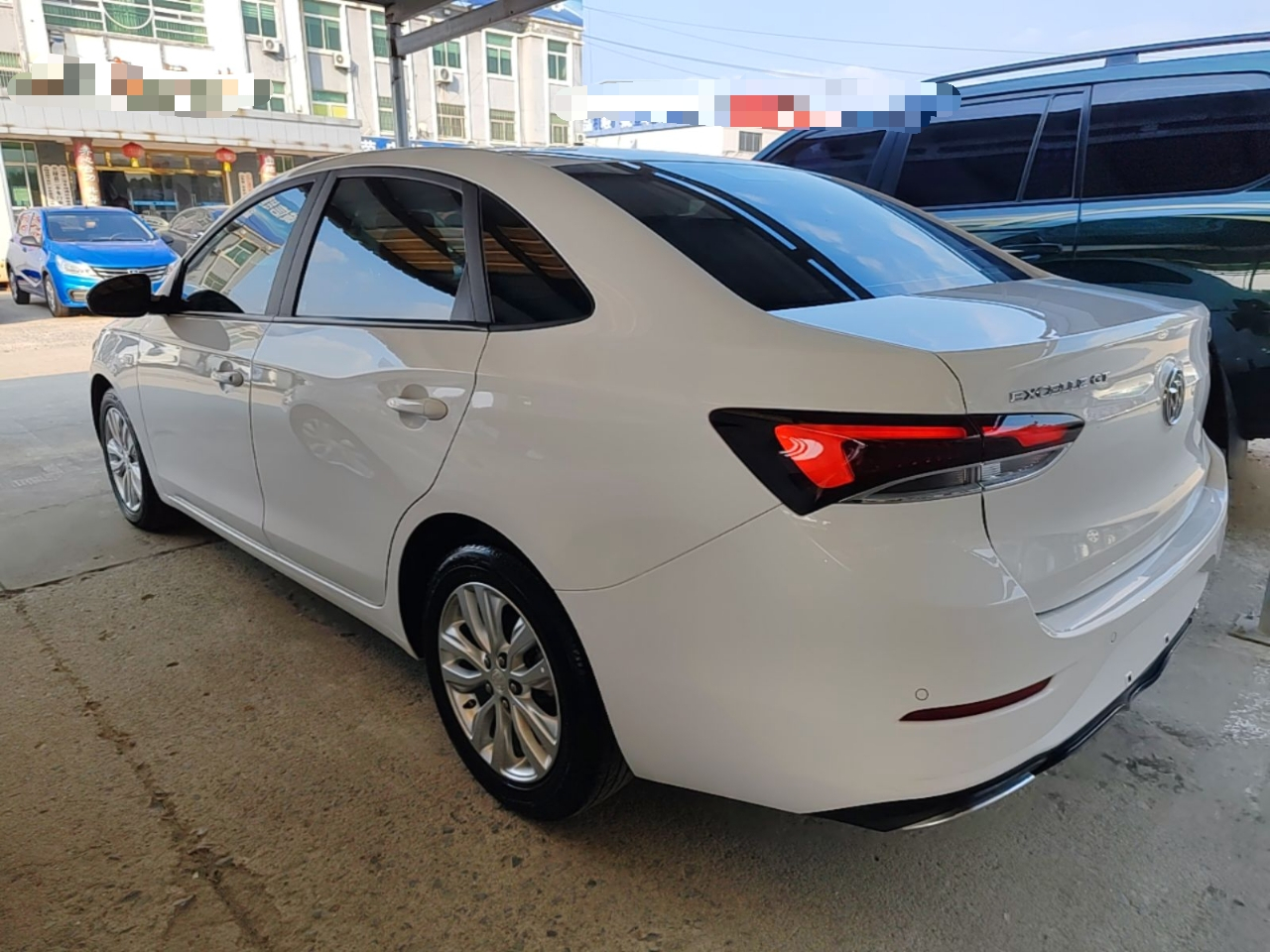 Excelle 2021 Facelift Classic 1.5L AT Elite photo 4