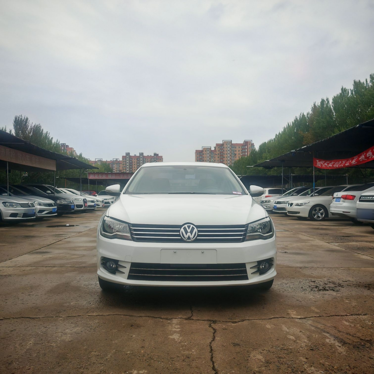 Bora 2015 1.6L AT Comfort photo 2