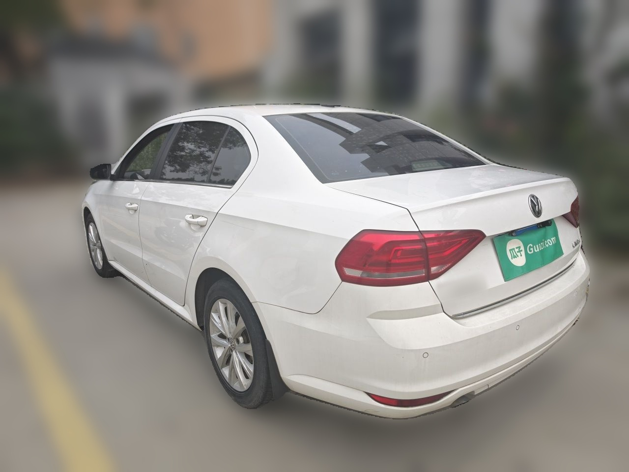 Lavida 2015 1.6L MT Comfort photo 4