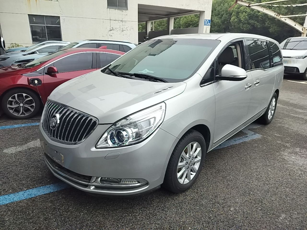 GL8 2013 3.0L GT Luxury Business