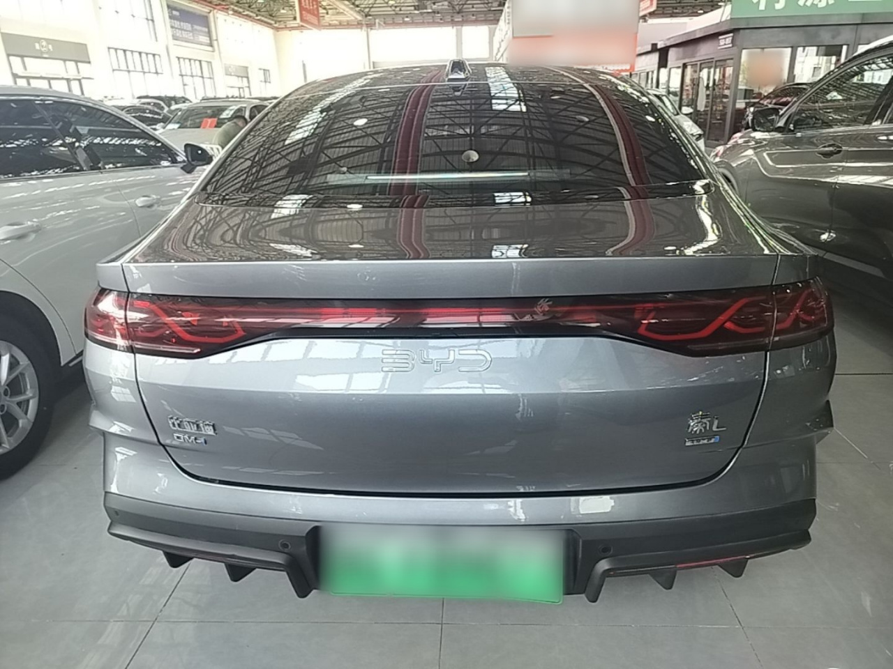 Qin L 2025 DM-i ADAS 80KM Leading photo 5