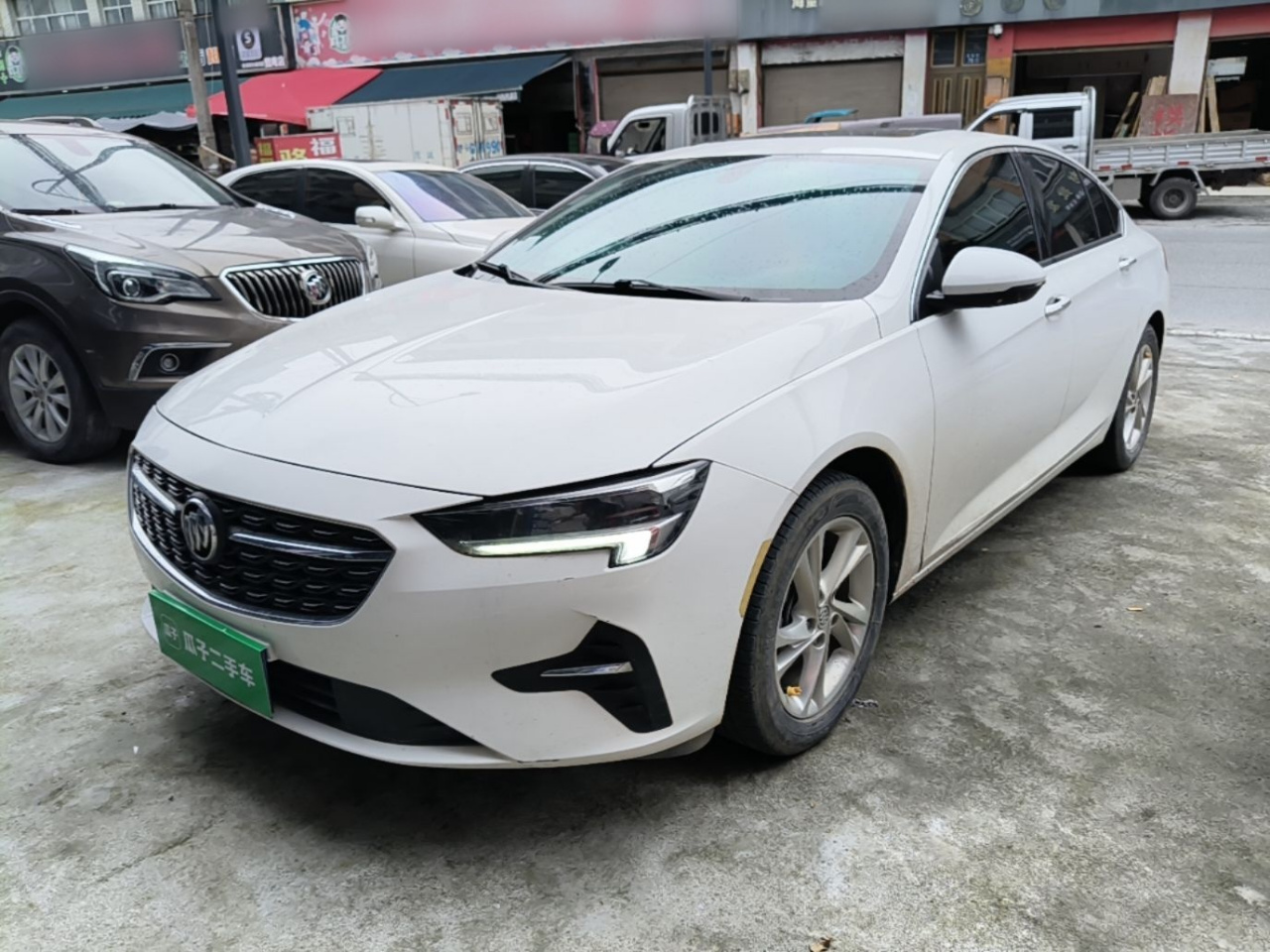 Regal 2021 552T Elite