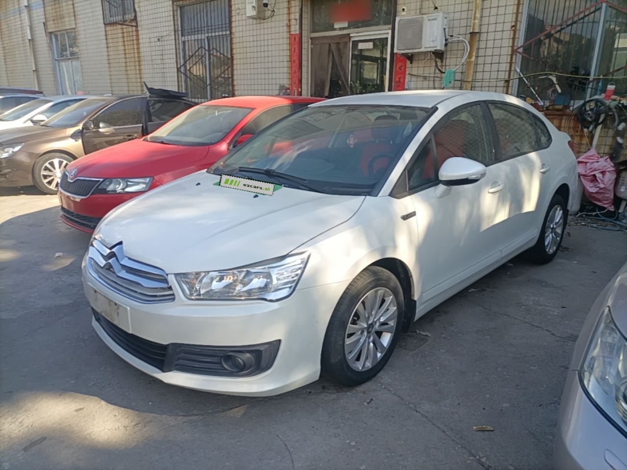 2016 Classic Sedan 1.6L MT