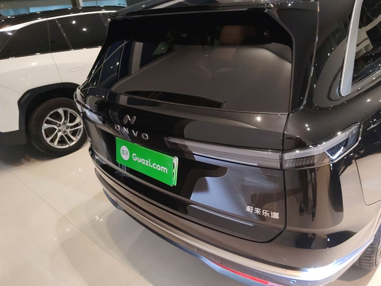 L90 2025 Max 6-Seater 85 photo 5