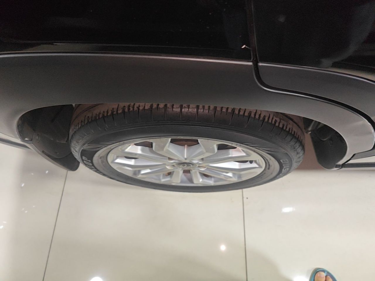 Frontlander 2022 2.0L CVT Leading photo 3