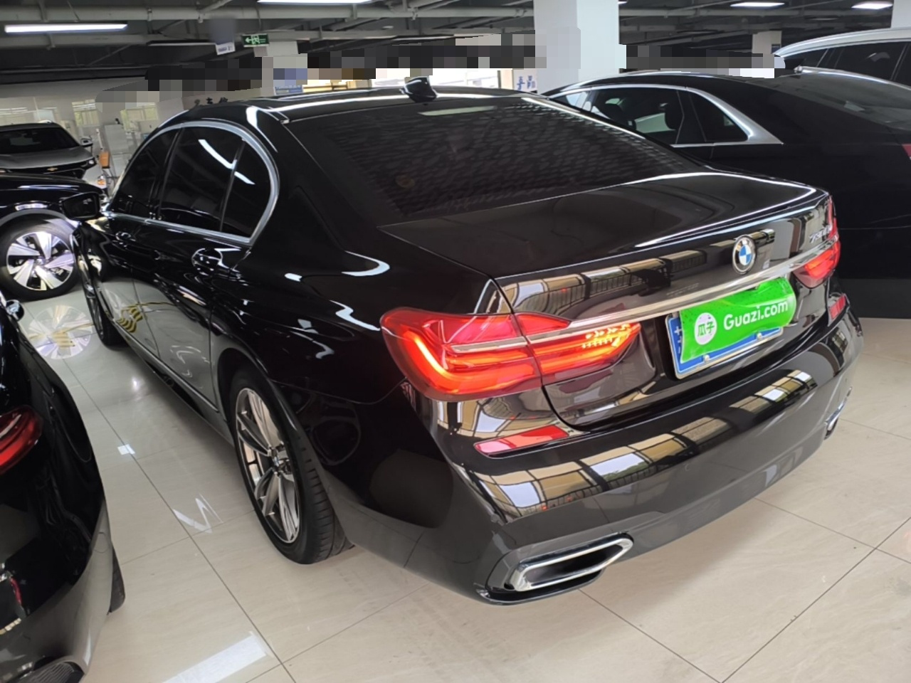 7 Series 2018 730Li Leading M Sport Package photo 4