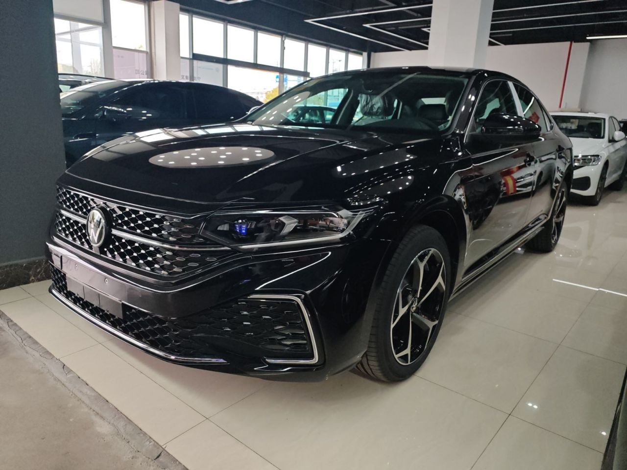 Passat 2025 330TSI Elite