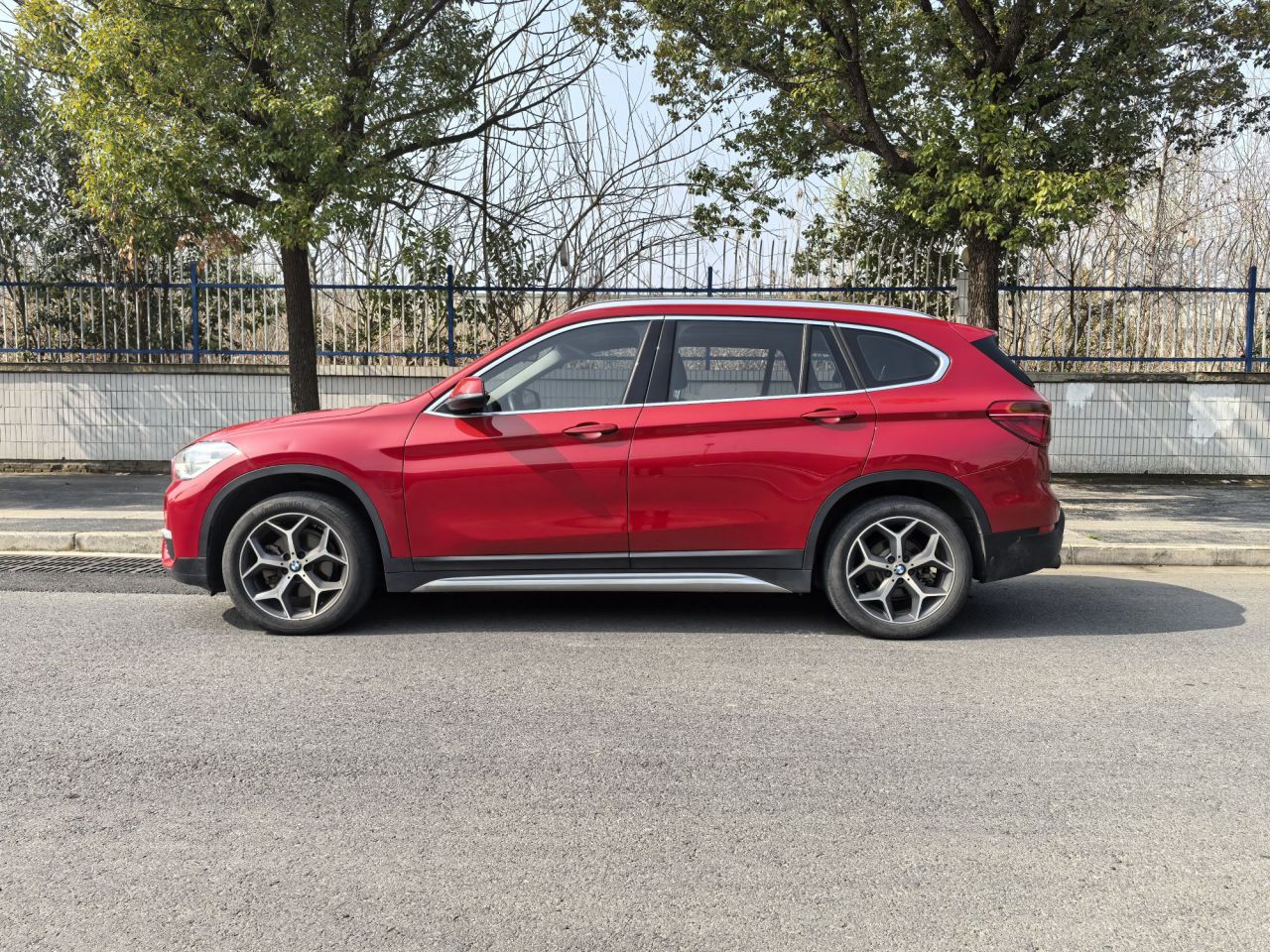 X1 2019 sDrive18Li Exclusive photo 4