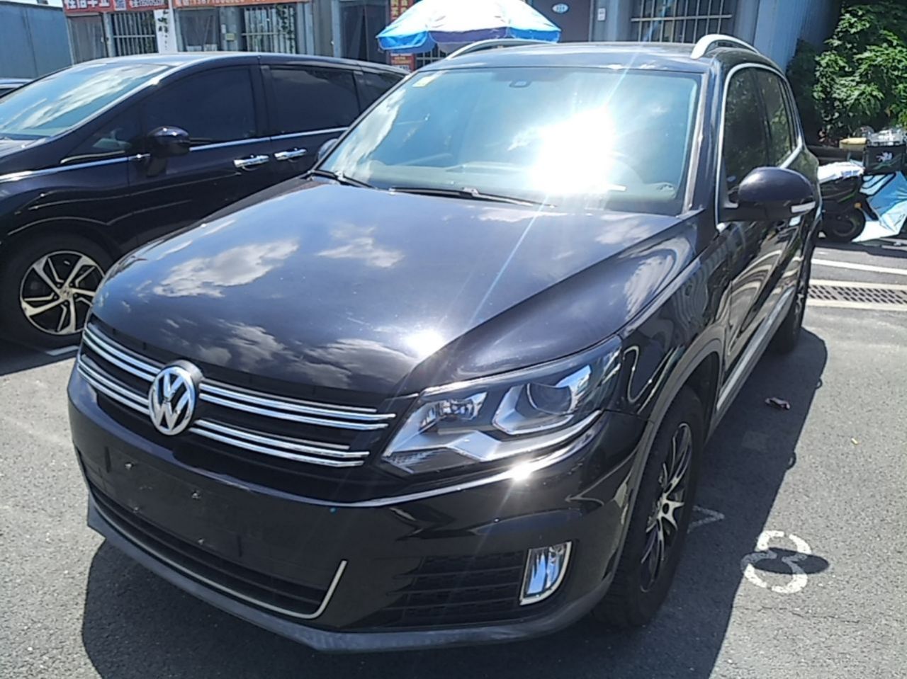 Tiguan 2015 1.8TSI AT AWD Luxury