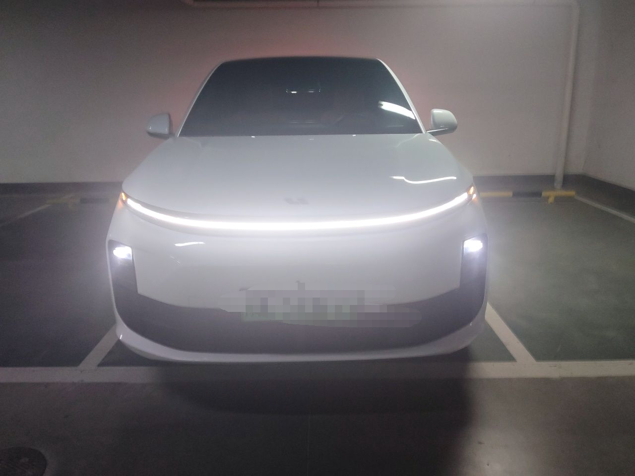 Li Auto L6 2024 Pro photo 2