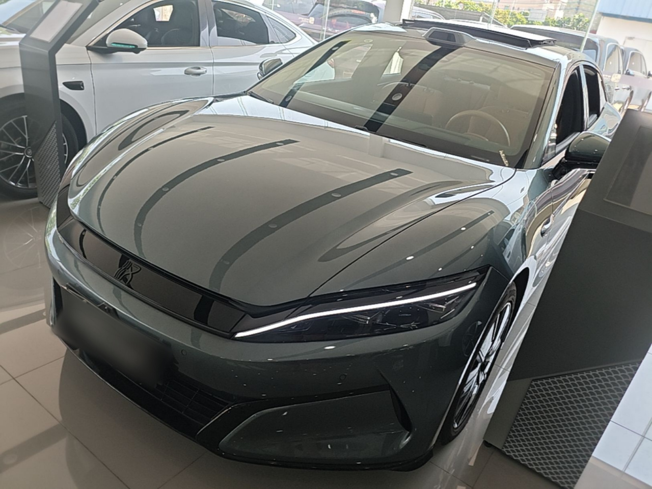 Han L 2025 DM-i 200KM LiDAR Flagship