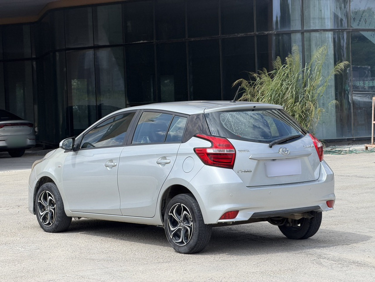 YARiS L 2016 Facelift 1.5E CVT photo 5