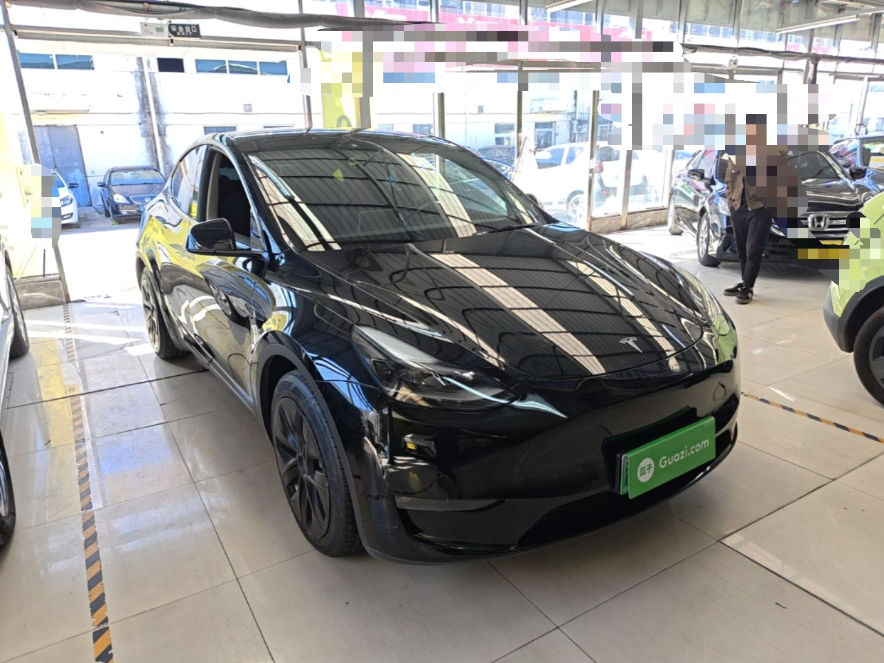 Model Y 2021 Standard Range RWD photo 3