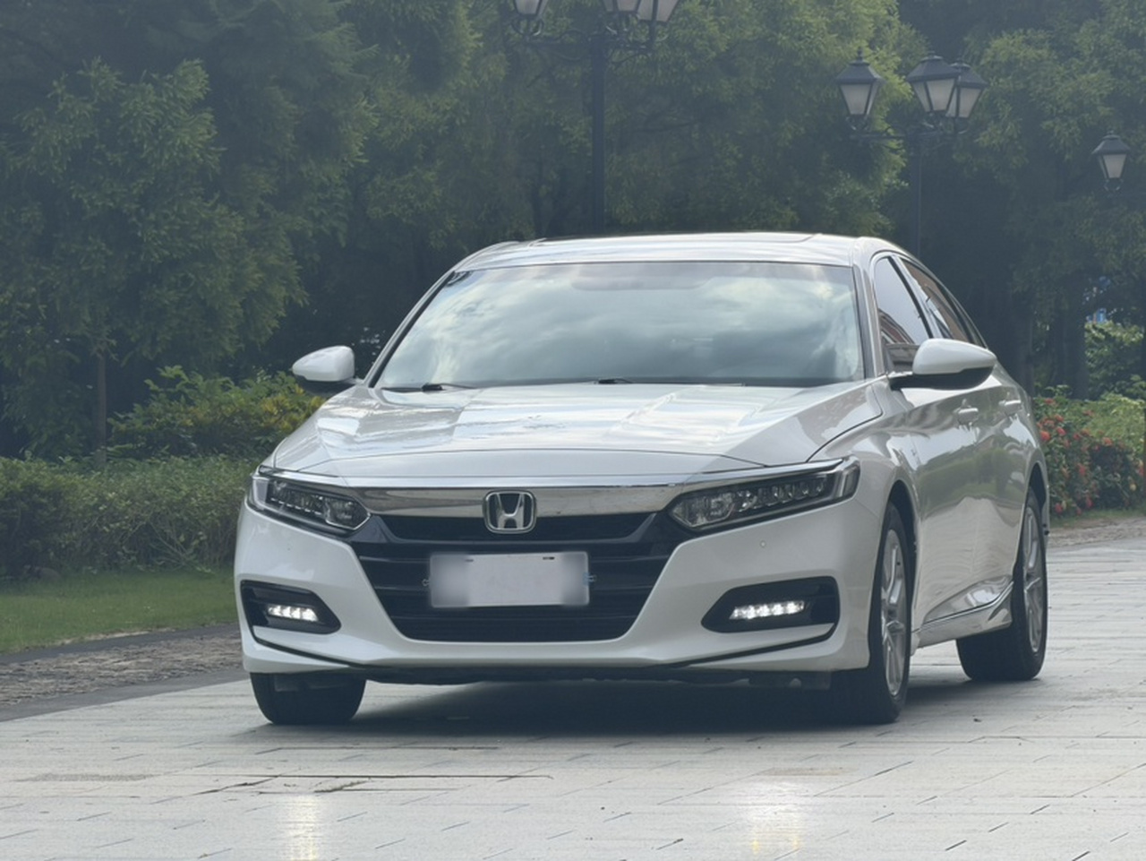 Accord 2018 260TURBO Elite China VI photo 3