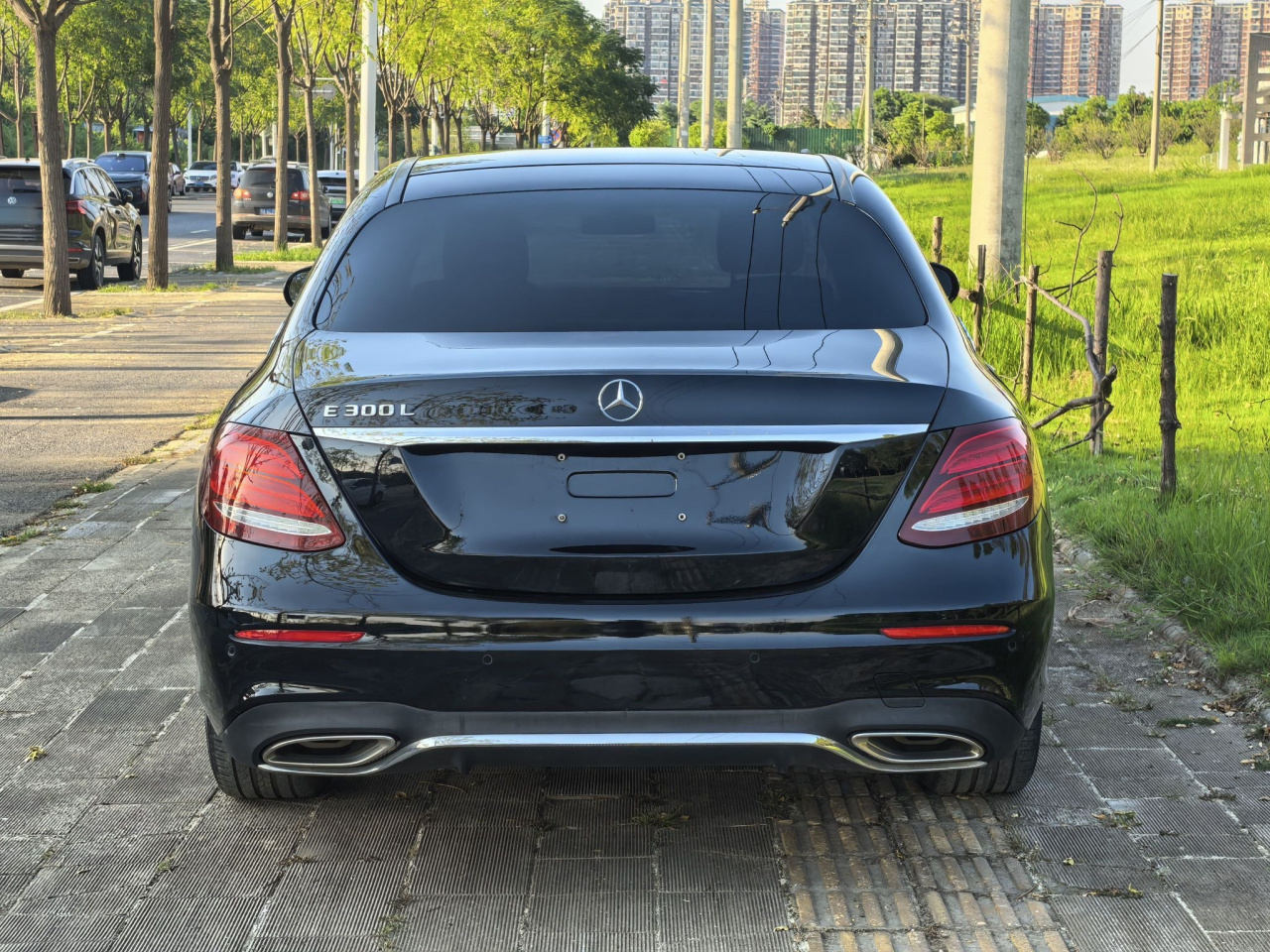 E-Class 2019 Facelift E 300 L Sport Luxury photo 4