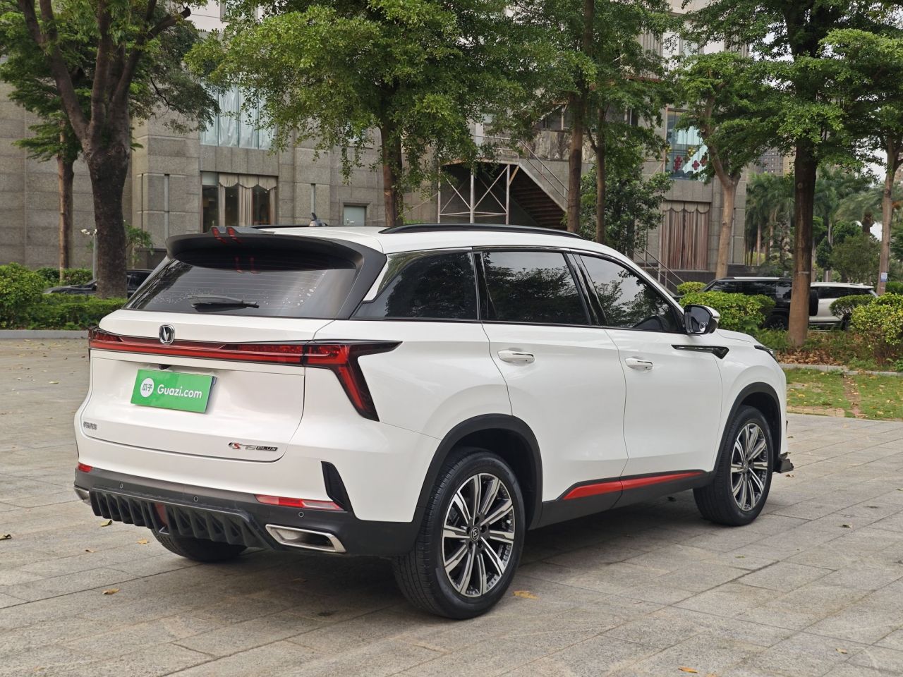 CS75 PLUS 2022 2nd Gen 1.5T AT Exclusive photo 4