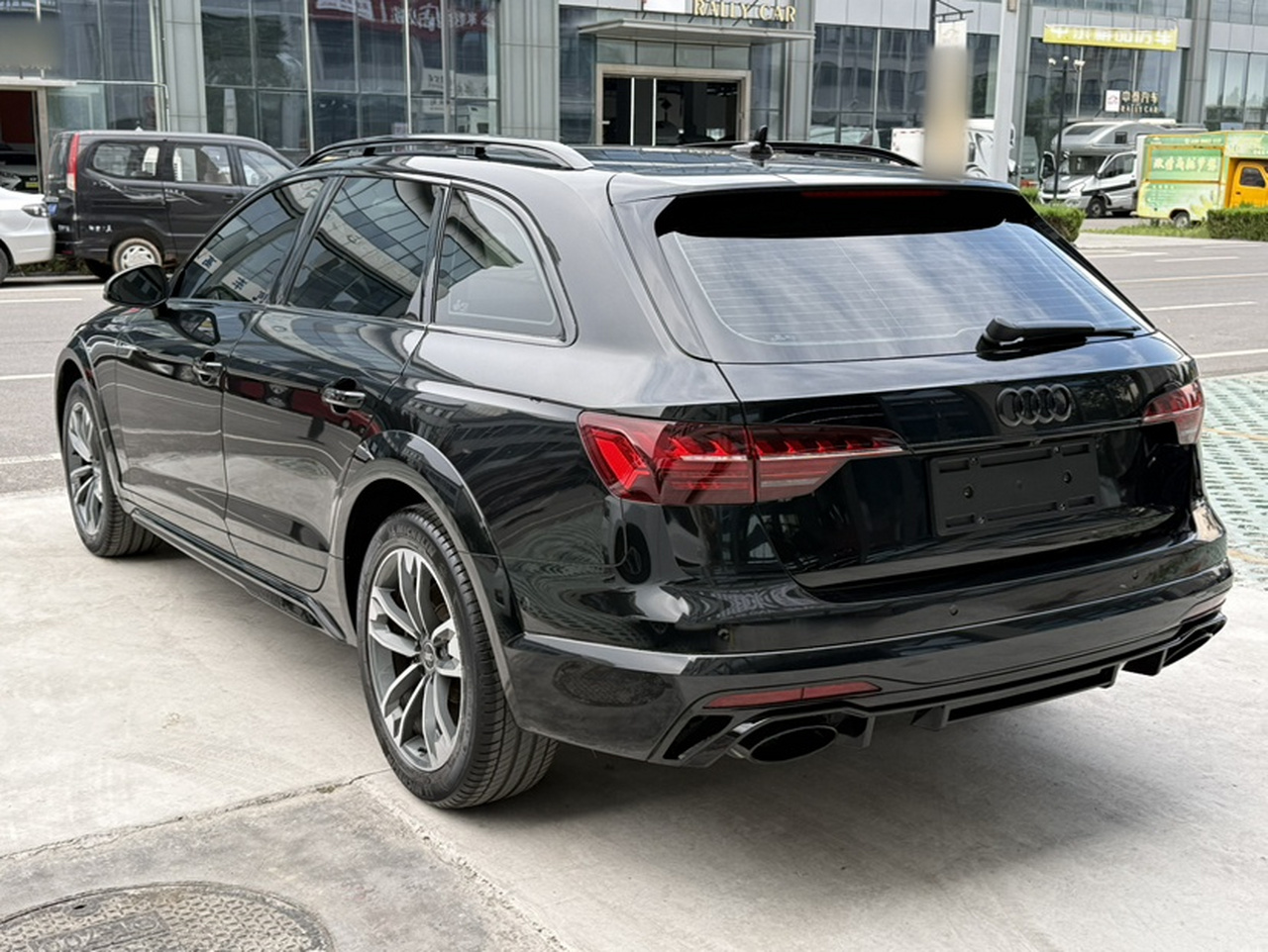 A4 Imported 2021 allroad quattro Explorer photo 4