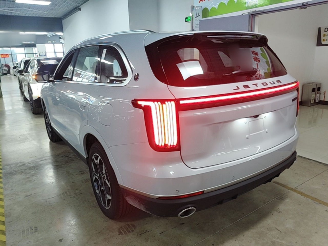 X70L 2026 1.5TD DCT Comfort 7-Seater photo 4