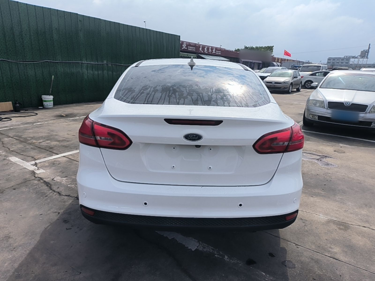 Focus 2017 Sedan 1.6L AT Fashion photo 5