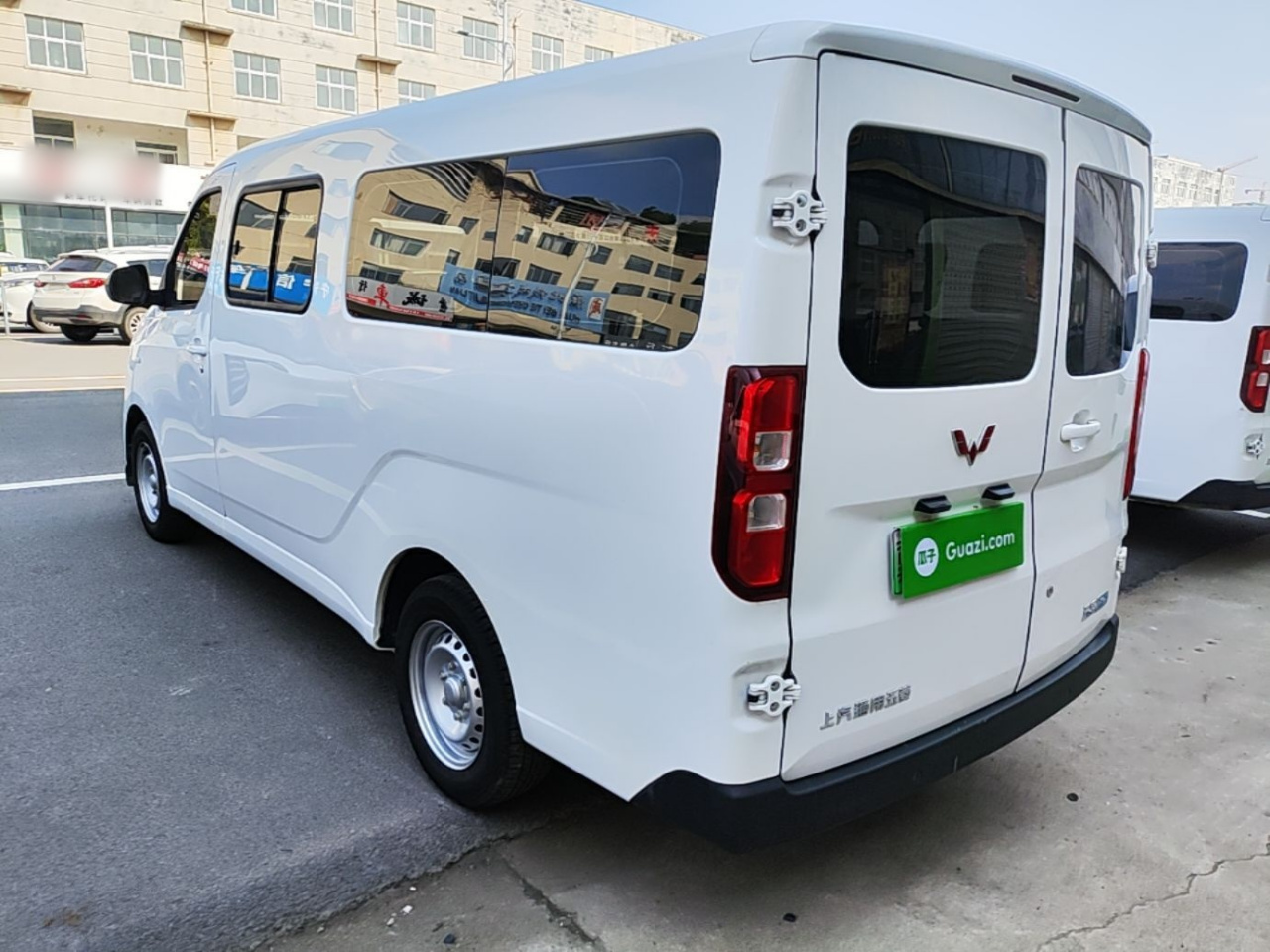 Wuling 2024 300km Comfort Bus 75kW photo 4