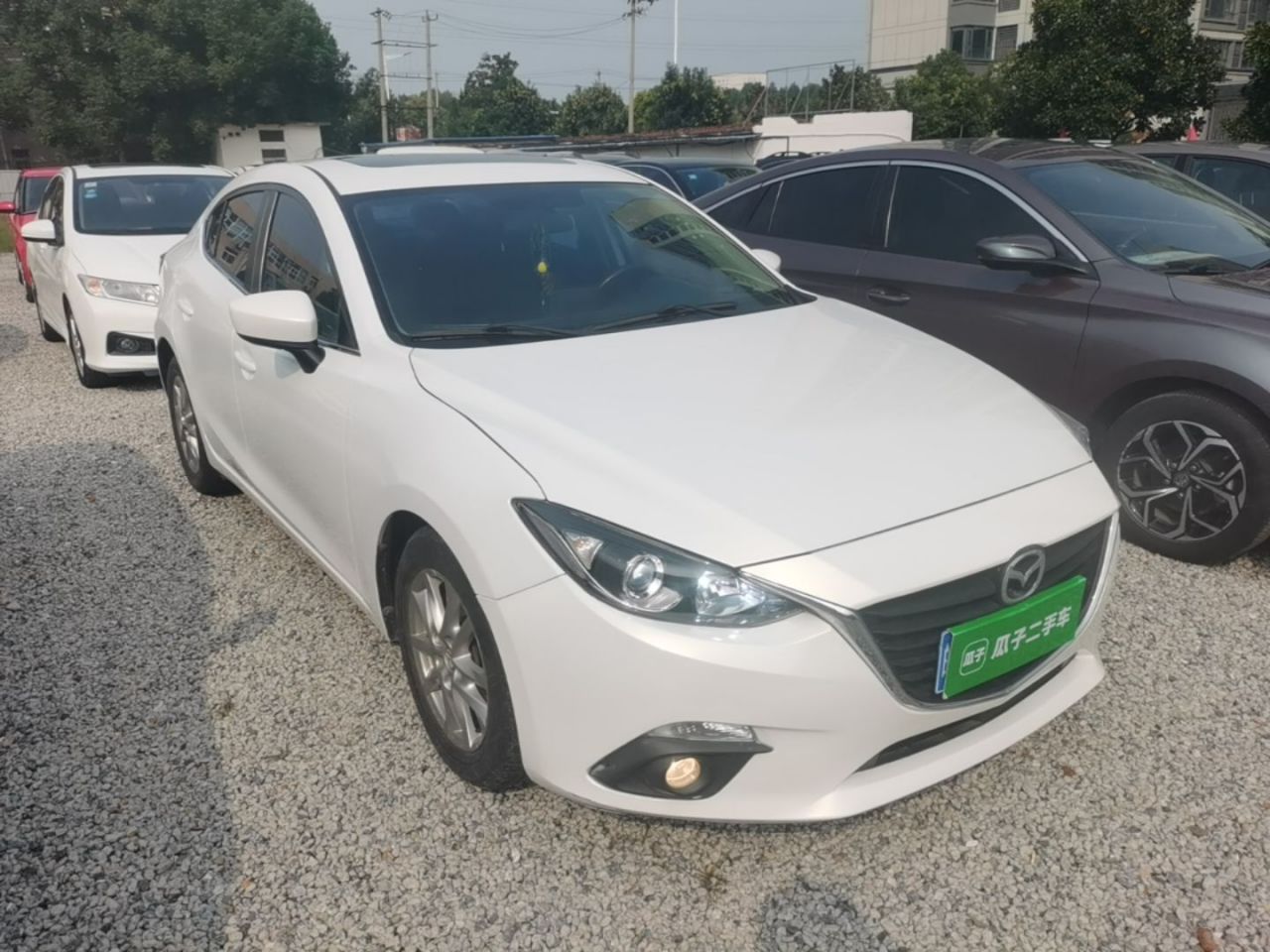 3 Axela 2016 Sedan 1.5L AT Luxury photo 5